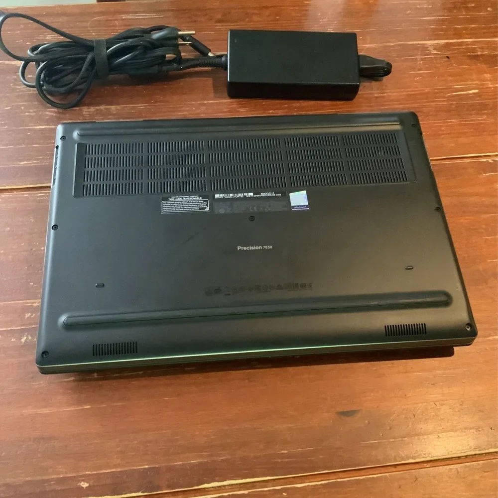Dell Precision 7530 Intel i7-8850H, 16GB RAM, 512GB GB SSD, NVIDIA Quadro P1000